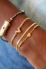 Več delna zapestnica v zlati barvi - HeyGirl.si