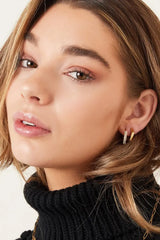 Uhani - šesterokotniki v srebrni barvi