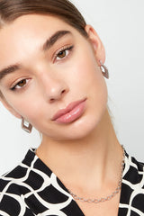 Uhani v obliki romba v srebrni barvi