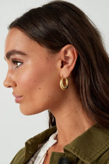 Uhani, estetski, zviti - v zlati barvi - HeyGirl.si