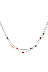 Verižica s pisanimi kamenčki - v srebrni barvi - HeyGirl.si