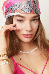 Verižica z belimi srčki iz morske školjke - HeyGirl.si