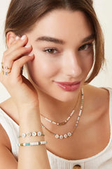 Zapestnica LOVE v zlato - pisani barvi - HeyGirl.si