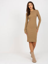 Ženska obleka Emma - Slim fit model